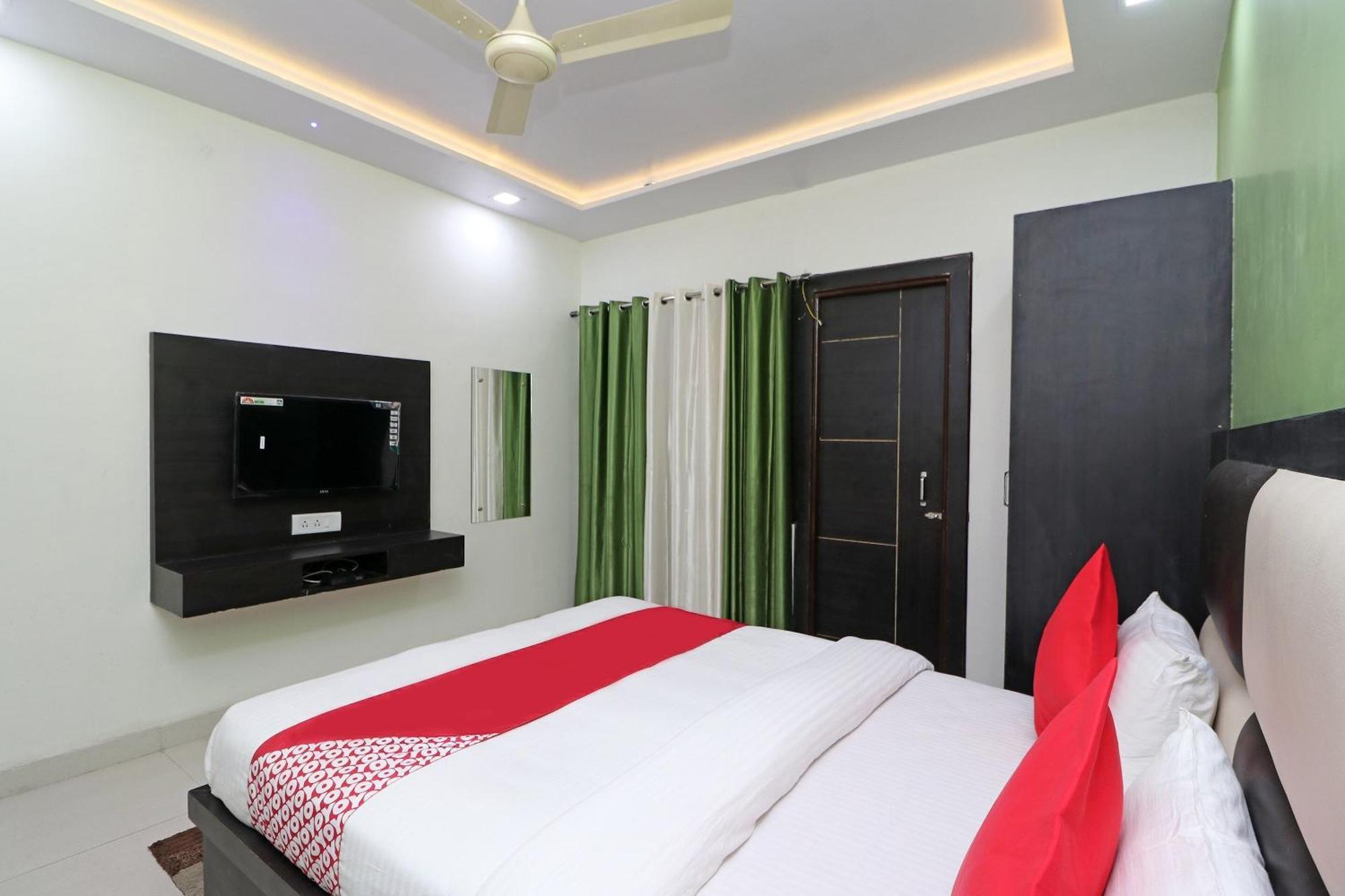 Oyo Hotel The Orient Tree Agra (Uttar Pradesh) Exterior foto