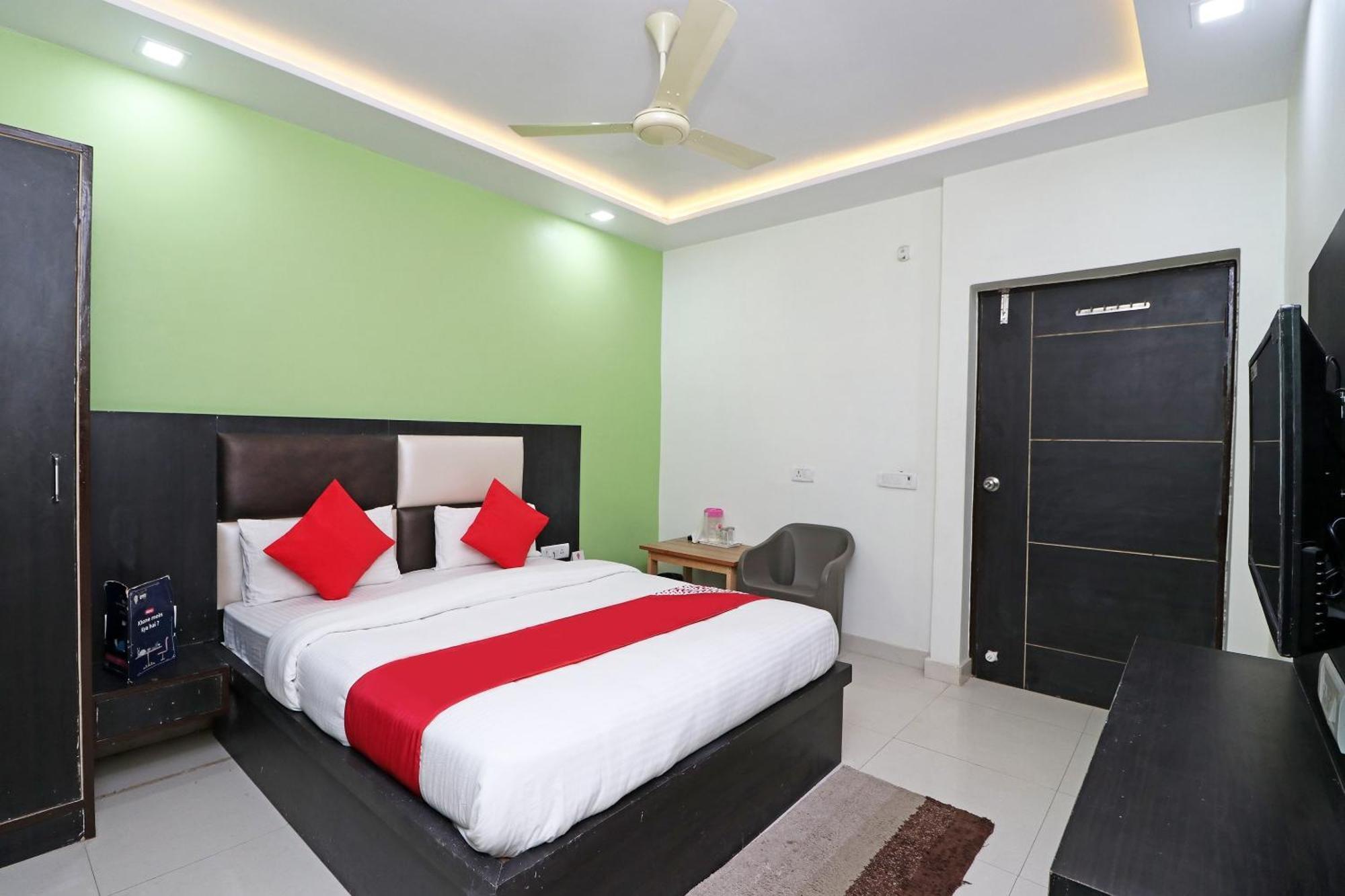 Oyo Hotel The Orient Tree Agra (Uttar Pradesh) Exterior foto