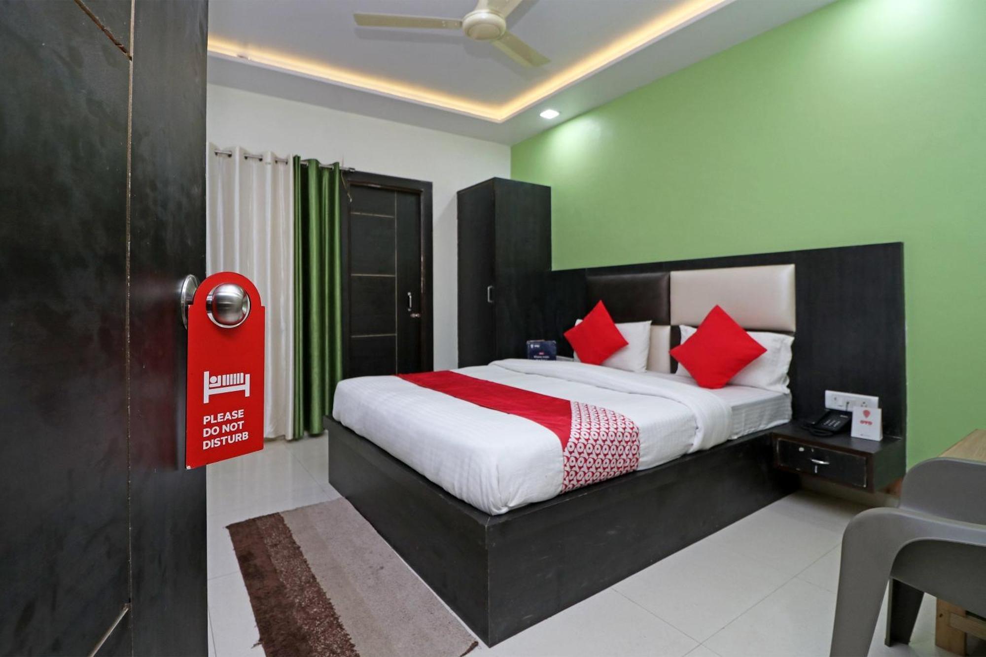 Oyo Hotel The Orient Tree Agra (Uttar Pradesh) Exterior foto